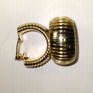 Vintage Gold Clip Earrings